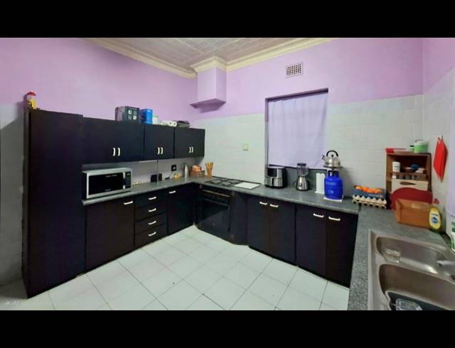 3 BEDROOM HOUSE FOR SALE IN SPRINGS CENTRAL